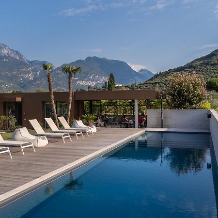 Oleeva Garda Living - Adults Only Riva del Garda Exterior foto